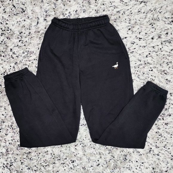 Unisex Goose Classic Fit Black Sweatpants - Picture 2 of 9